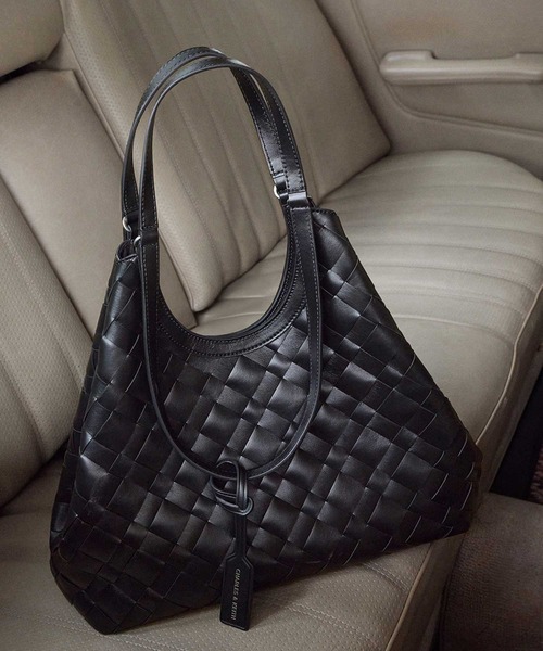 CHARLES ＆ KEITH トートバッグ Ivette イヴェット ウーブン