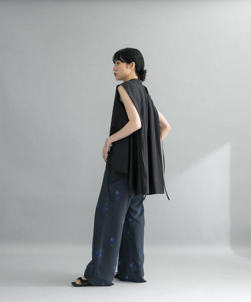 KBF（ケービーエフ） パンツ エンブロイダリーイージーパンツ