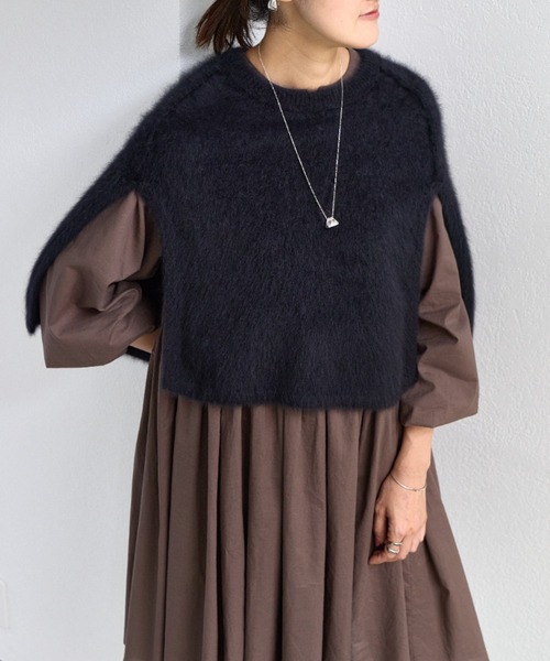 新品　未使用　ビアズリー ファーニットポンチョ　ネイビー ファーニットポンチョ（ニット/セーター）｜BEARDSLEY