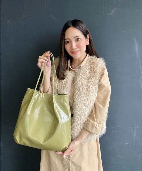 LEBELIER（ルベリエ） トートバッグ ソフトエナメルA4トート