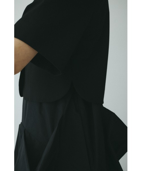 HeRIN.CYE コート アウター CLO Round hem half sleeve JK クロ