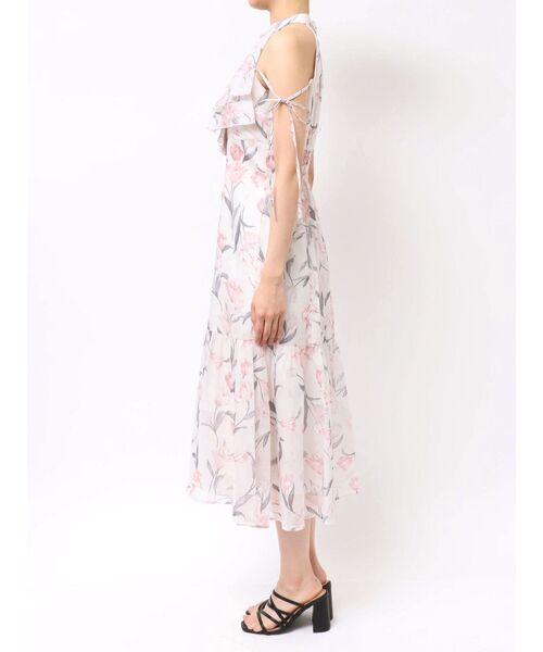 ワンピース 花柄アメスリラッフルワンピースの画像