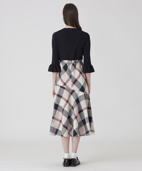 BLUE LABEL CRESTBRIDGE（ブルーレーベルクレストブリッジ
