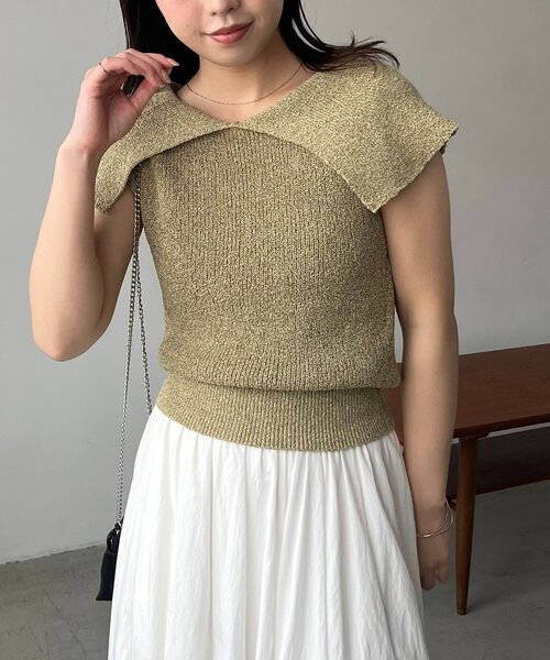 新品未使用タグ付き　CAPRICIEUX LE'MAGE BIG襟ニット CAPRICIEUX LE'MAGE（カプリシューレマージュ） ニット セーター BIG襟