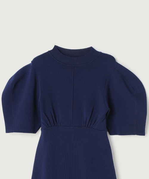 anuans（アニュアンス） ワンピース フォルムスリーブニットワンピース