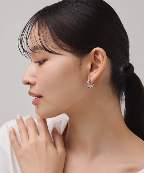 ciite' ピアス 「 金属アレルギー対応 」 ねじりフープピアス