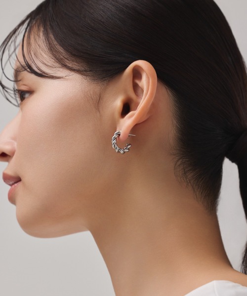 ciite' ピアス 「 金属アレルギー対応 」 ねじりフープピアス