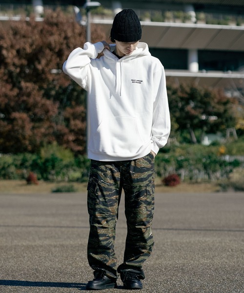 UNIT（NIXON） パーカー 「フィリップ・ランバン / Philip Lumbang」裏