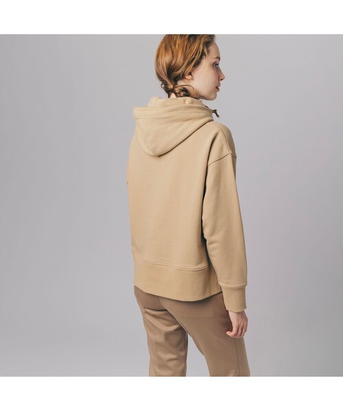 「LACOSTE」 プルオーバーパーカー 36 ベージュ レディースの画像