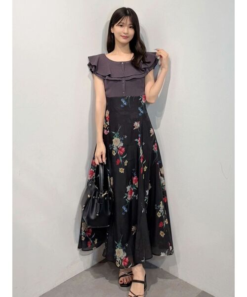 花柄バックレースアップフレアスカート MERCURYDUO（マーキュリーデュオ） スカート 花柄バックレースアップ