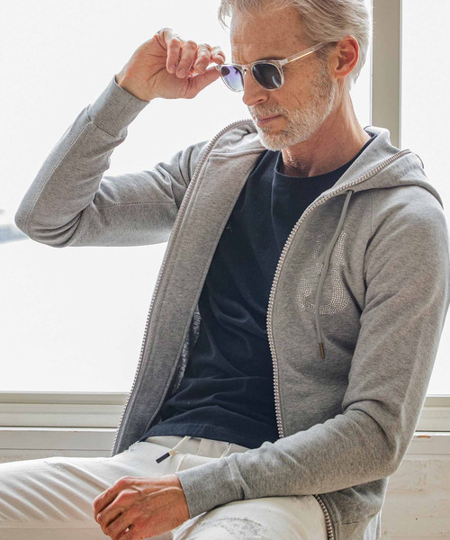 1PIU1UGUALE3 RELAX パーカー 1PIU1UGUALE3 RELAX(ウノピゥウノウ