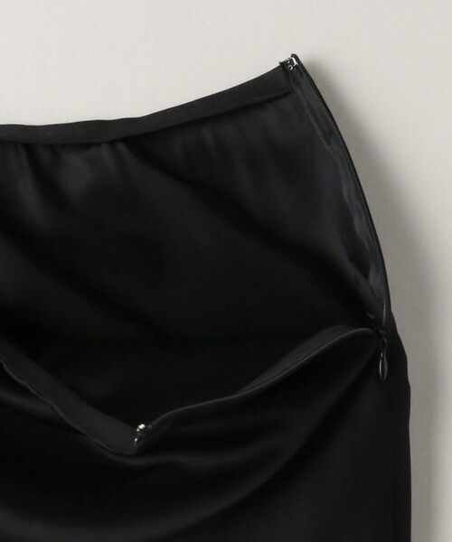 新品未使用ASTRAETアストラットサテン マーメイドスカート　定価25960円 ASTRAET（アストラット）の「＜ASTRAET（アストラット）＞サテン