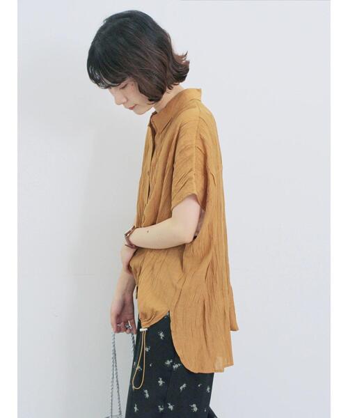 ★新品タグ付き★ジャスグリッティー★楊柳プリーツ袖プルオーバー★茶色★ L】サテン楊柳オーキッドプリント アシンメトリースカーフ風ブラウス