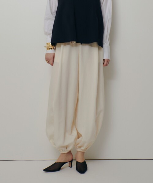 ワイドパンツ パンツ フィブリルポプリンバルーンパンツ レディースの画像