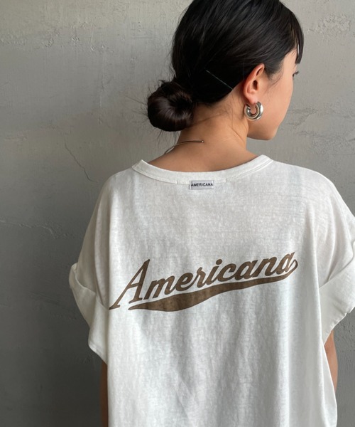 tシャツ 「Americana/アメリカーナ」 別注 Americana バックロゴ ラウンドヘムプリントTシャツ レディースの画像