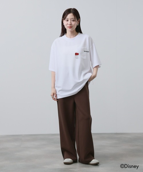 Disney（ディズニー） tシャツ ベイマックスポケット刺繍Tシャツ