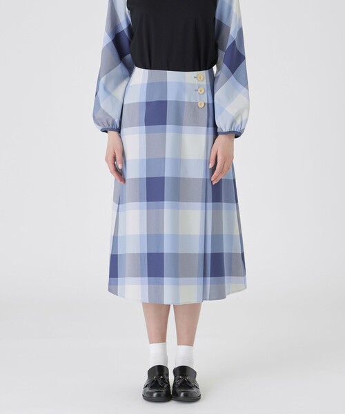 BLUE LABEL CRESTBRIDGE（ブルーレーベルクレストブリッジ） スカート