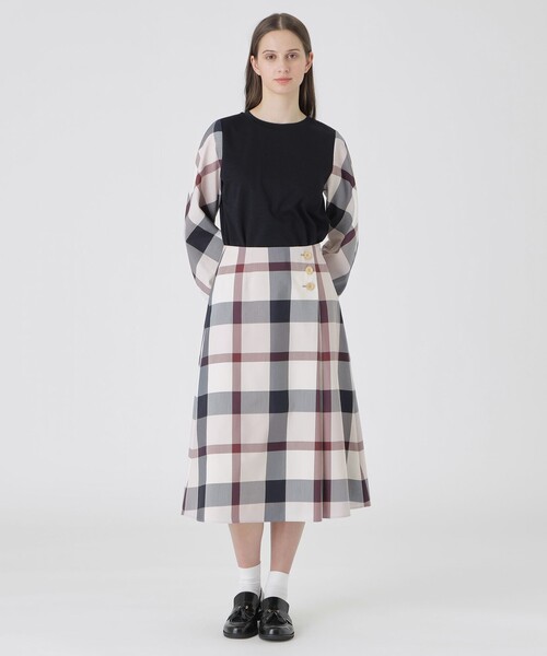 BLUE LABEL CRESTBRIDGE（ブルーレーベルクレストブリッジ） スカート