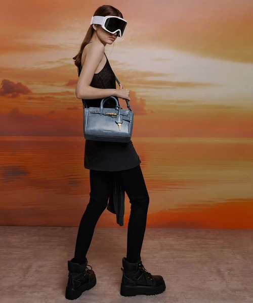 CHARLES ＆ KEITH（チャールズ&キース） トートバッグ Delfina ミニ