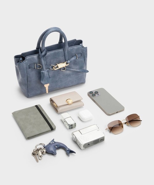 CHARLES ＆ KEITH（チャールズ&キース） トートバッグ Delfina ミニ 