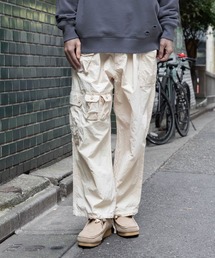 niko and...フレアカーゴパンツ　てぃらカーゴ フレアカーゴパンツ カーキ ニコアンド てぃらカーゴ - メルカリ