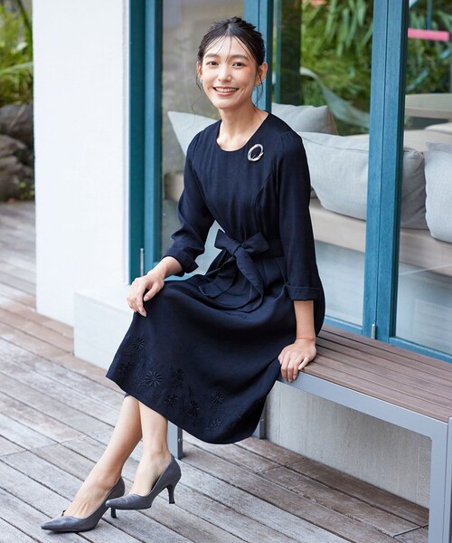 Tiaclasse ワンピース 花柄刺繍フレアワンピース : ZOZOTOWN Yahoo!店