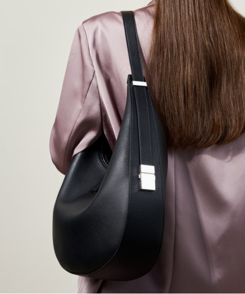 ショルダーバッグ バッグ 「NiiNa」「高品質牛革」レザーワンハンドル