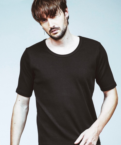 NO ID.（ノーアイディー） tシャツ 「NO ID.」Fraise U-Neck T-Shirt