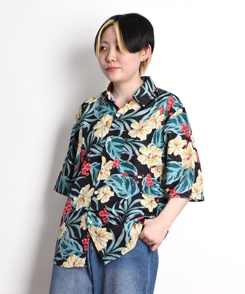 ★美品★フェンディ　半袖シャツ　ズッカ柄　38 アロハシャツ　リゾート marai（マーライ） アロハシャツ ブラウス シャツ 半袖 アロハシャツ