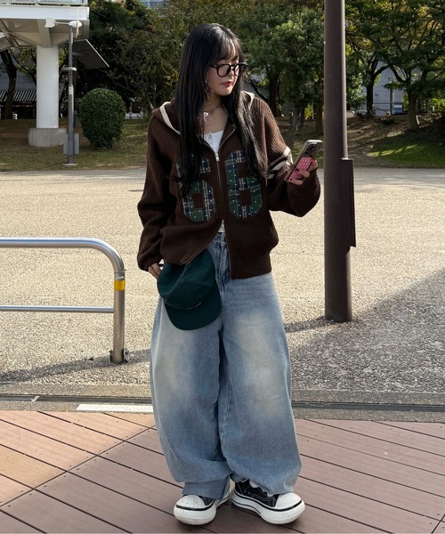 セーター ニット ラインストーンアップリケジップニットパーカー