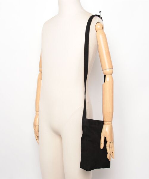 yoko sakamoto（ヨーコサカモト） ショルダーバッグ RESEARCHER BAG