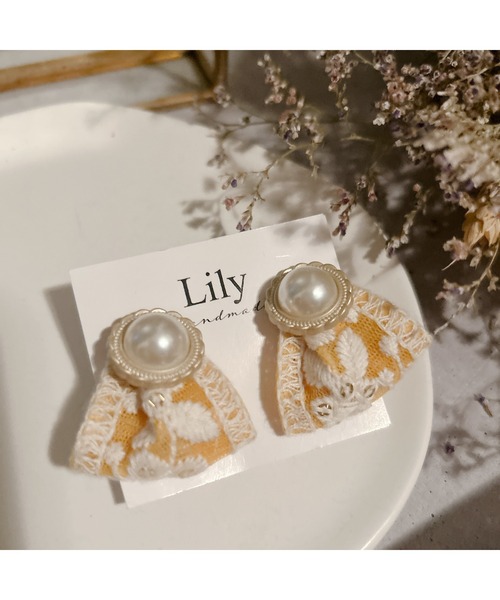 TONE（トネ） サージカルステンレス アレルギー対応 ピアス 「Lily