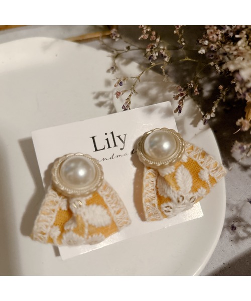 TONE（トネ） サージカルステンレス アレルギー対応 ピアス 「Lily