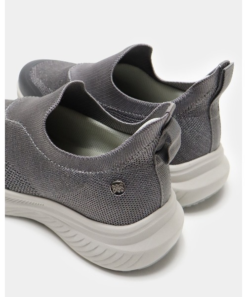 fitfit（フィットフィット） スニーカー 透湿防水スリッポンスニーカー