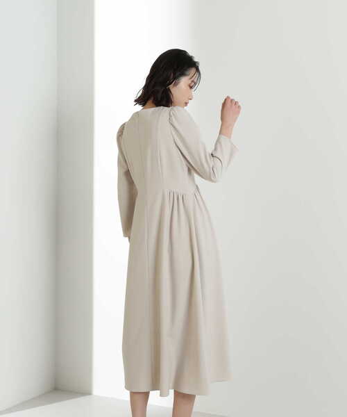 「NATURAL BEAUTY BASIC」 長袖ワンピース SMALL ベージュ レディース_画像9
