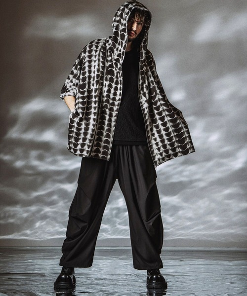 NO ID.（ノーアイディー） シャツ 半袖 「NO ID.」Hood Dolman Zip Big