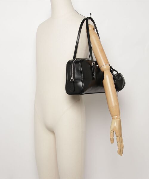 GUESS（ゲス） ショルダーバッグ バッグ JUSTINA Shoulder Satchel