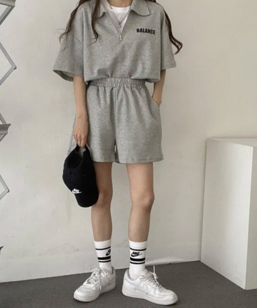 セットアップ 夏 ハーフジップ半袖プルオーバー×ショートパンツ
