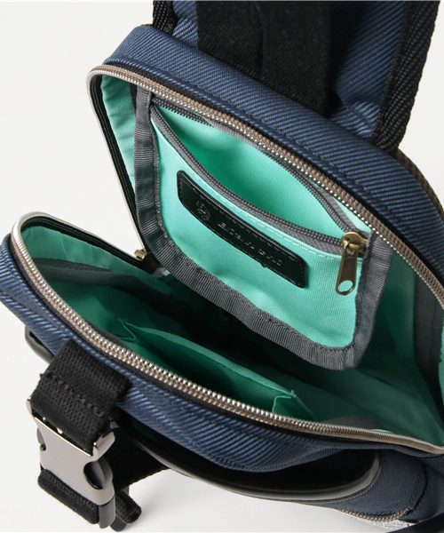 Bianchi ウエストポーチ ビアンキ「Bianchi」ボディバッグ