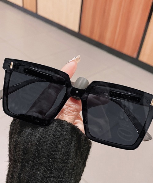 MCQ ブラック スクエア型 サングラス miniministore（ミニミニストア） サングラス スクエアサングラス