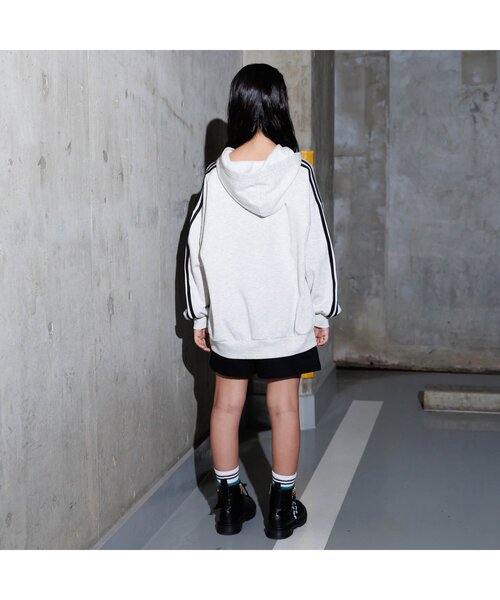 黒いキュロット ベルト付き サイドポケット 1.jpg