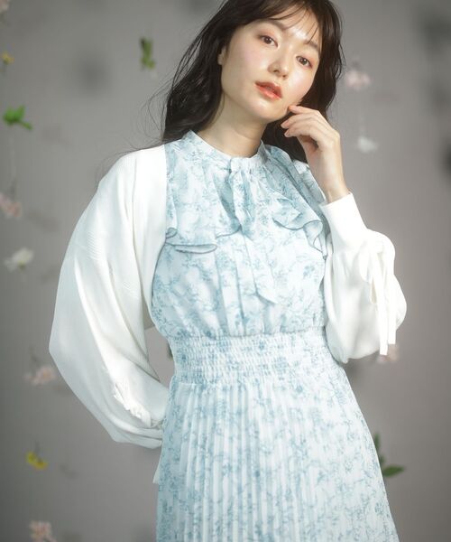 美品✨ ダイアグラム フレンチスリーブ 花柄 ワンピース Iライン リネン混 白 dazzlin ワンピース フレンチスリーブ花柄ワンピース : ZOZOTOWN