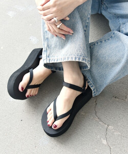 テバ女性プラットフォームサンダルスリム Teva サンダル TEVA: FLATFORM SANDAL SLIM レディース