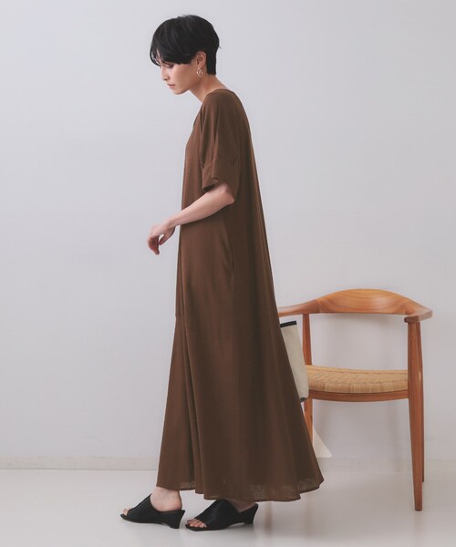 新品未使用OPAQUE.CLIP キーネックワンピース レーヨン/麻【洗える】 OPAQUE.CLIP ワンピース レーヨン麻キーネックワンピース