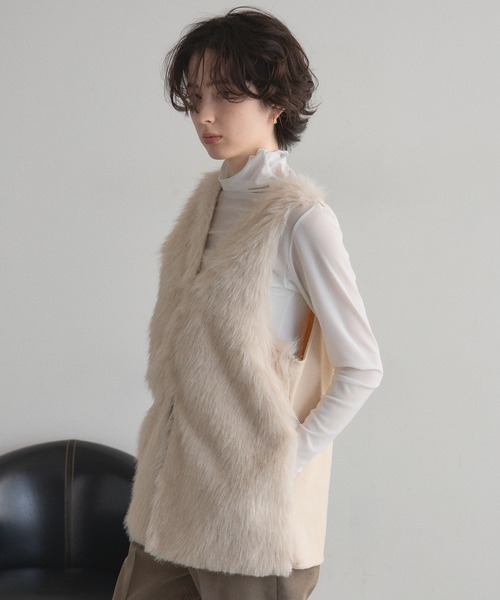 【完売品】今期⭐︎フェイクファーベスト &mall（アンドモール）三井ショッピングパーク公式通販