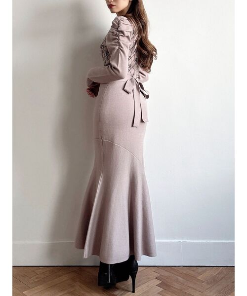 新品タグ付✨リゼクシー RESEXXY マーメイドニットワンピース リゼクシー RESEXXY レイヤードマーメイドニットワンピース （BLK