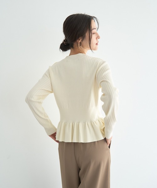 YECCA VECCA（イェッカヴェッカ） ニット セーター 金釦ペプラムニット