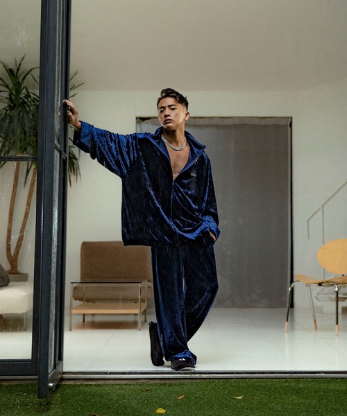 VANQUISH（ヴァンキッシュ） コート ジャケット VA embroidery velour