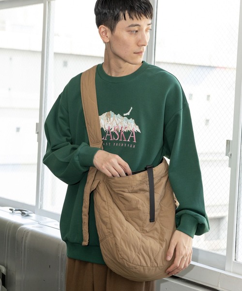 【新品、タグ付き】niko and… 刺繍入りオーバーサイズスウェット セール】落書き刺繍スウェット（スウェット）｜niko and