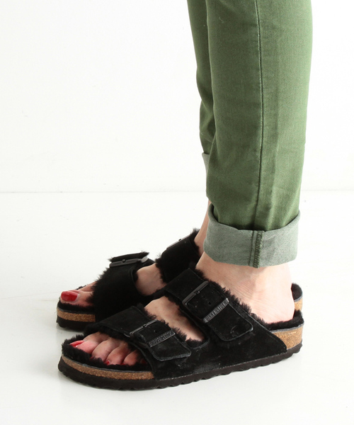 BIRKENSTOCK アリゾナ ファーサンダル ○BIRKENSTOCK ARIZONA TEDDY Wベルトファーサンダル （サンダル